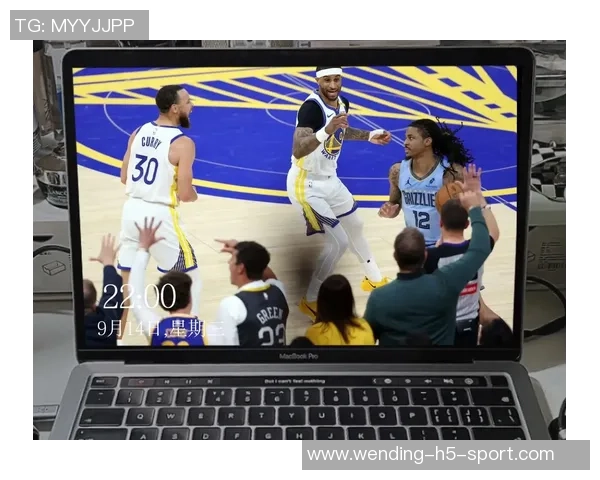 库里首次在比赛中穿李宁鞋标志着他与UA的正式告别